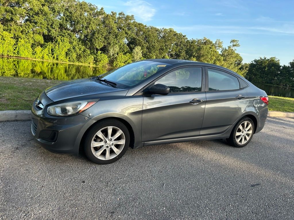 Used 2013 Hyundai Accent GLS Sedan