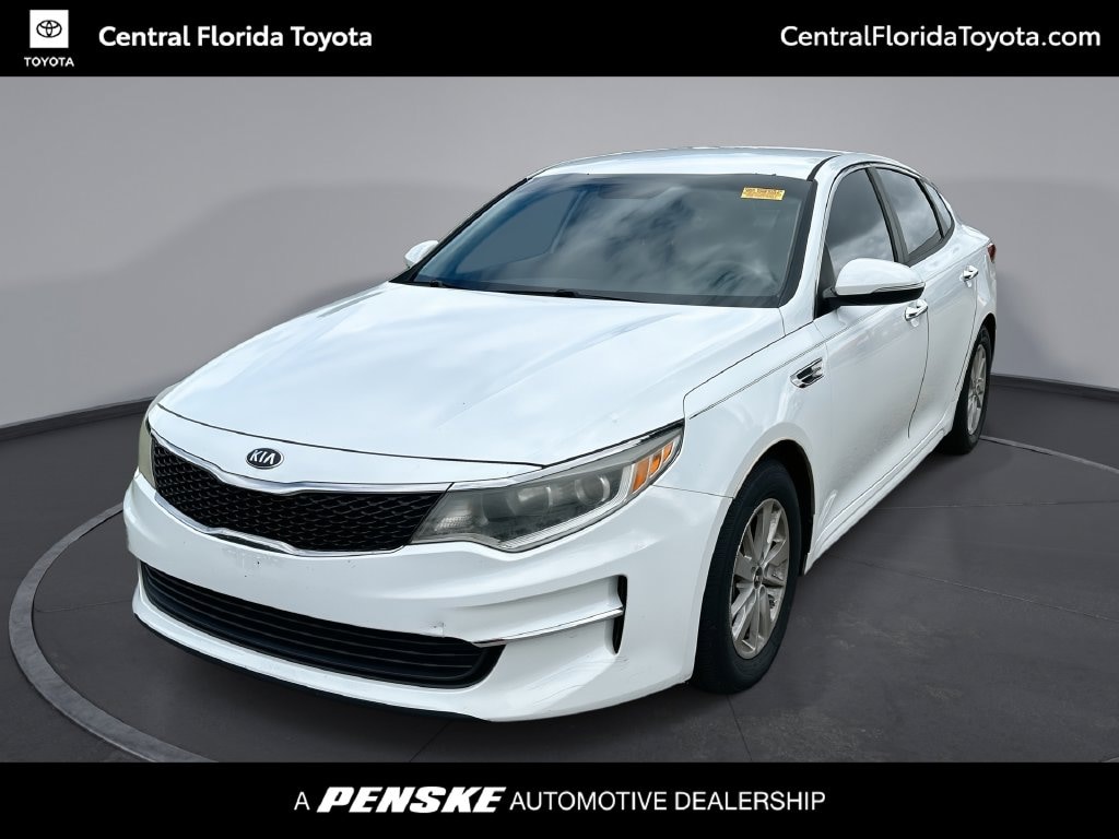 Used 2018 Kia Optima LX Sedan