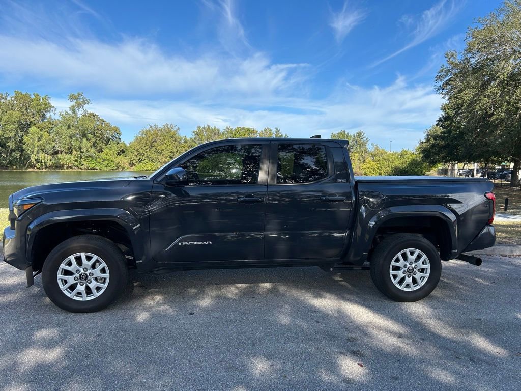 2024 Toyota Tacoma SR5 photo 2
