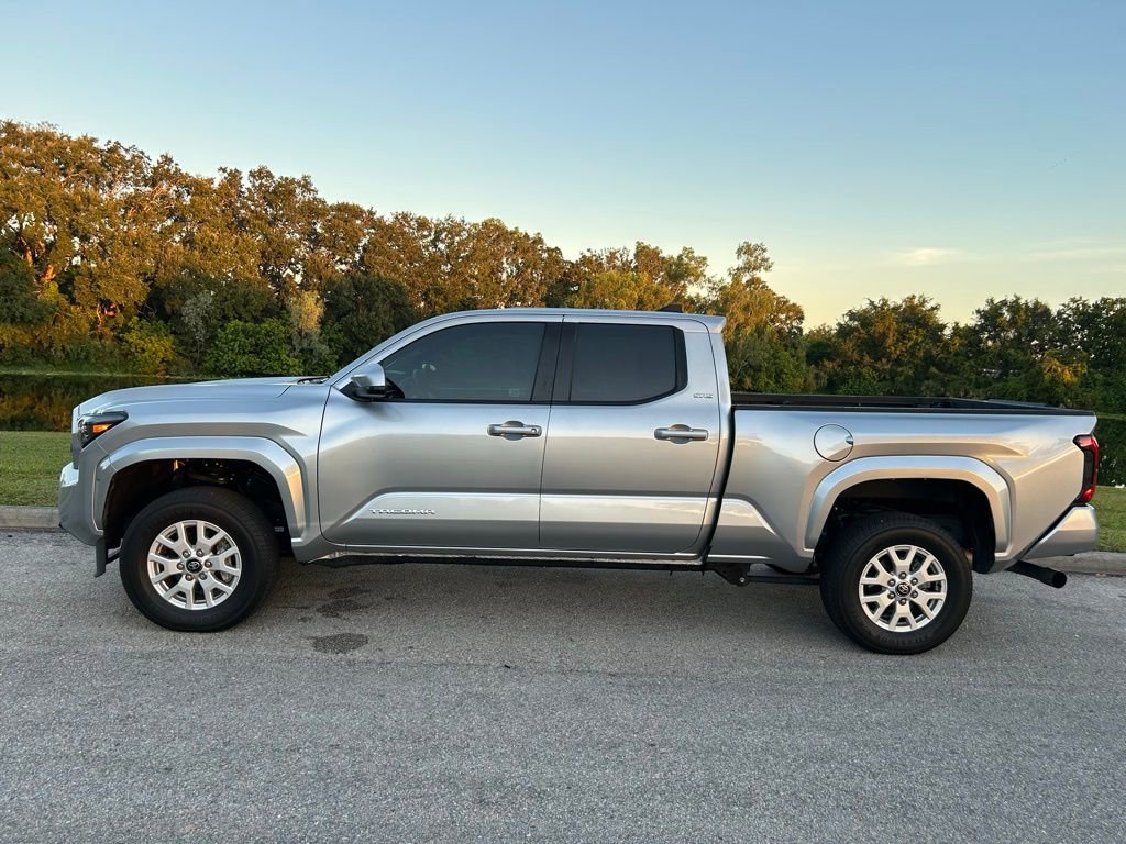 2024 Toyota Tacoma SR5 photo 2