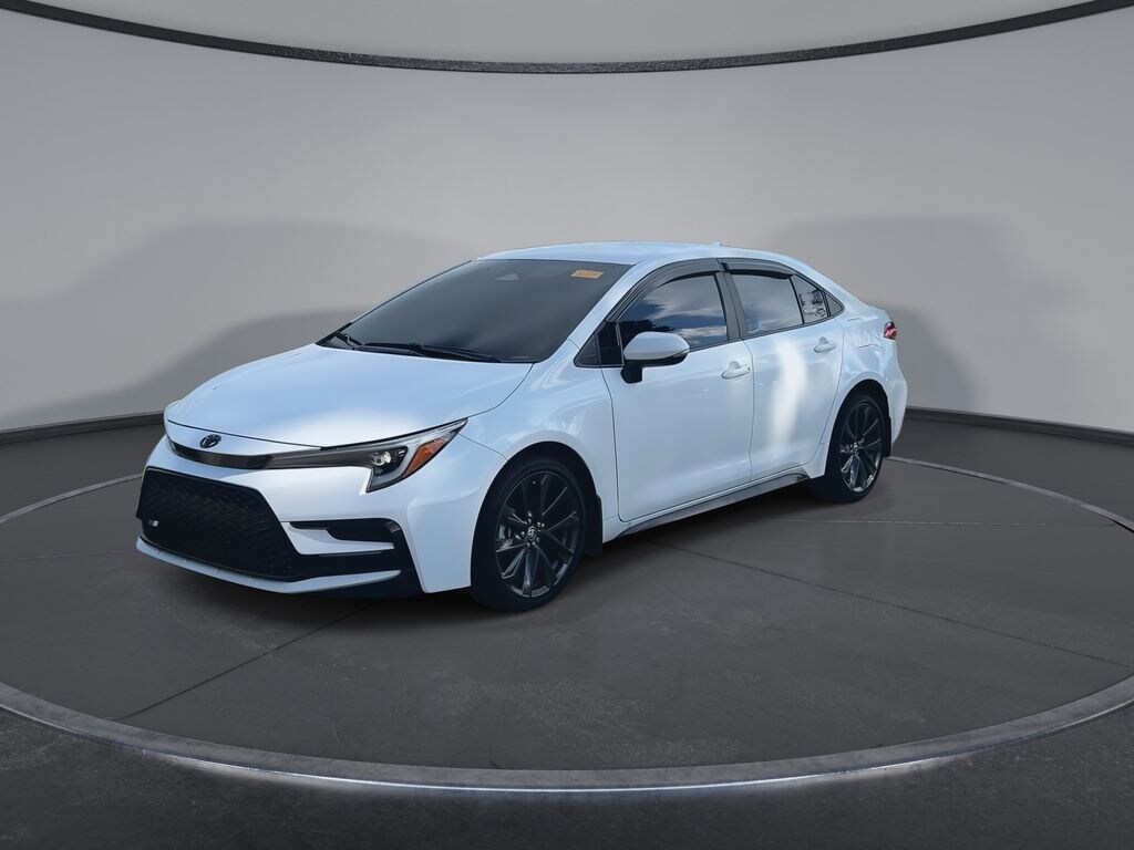 Used 2025 Toyota Corolla SE Sedan