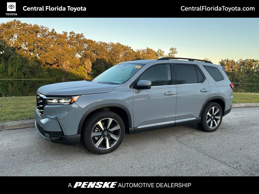 2025 Honda Pilot Touring's photo