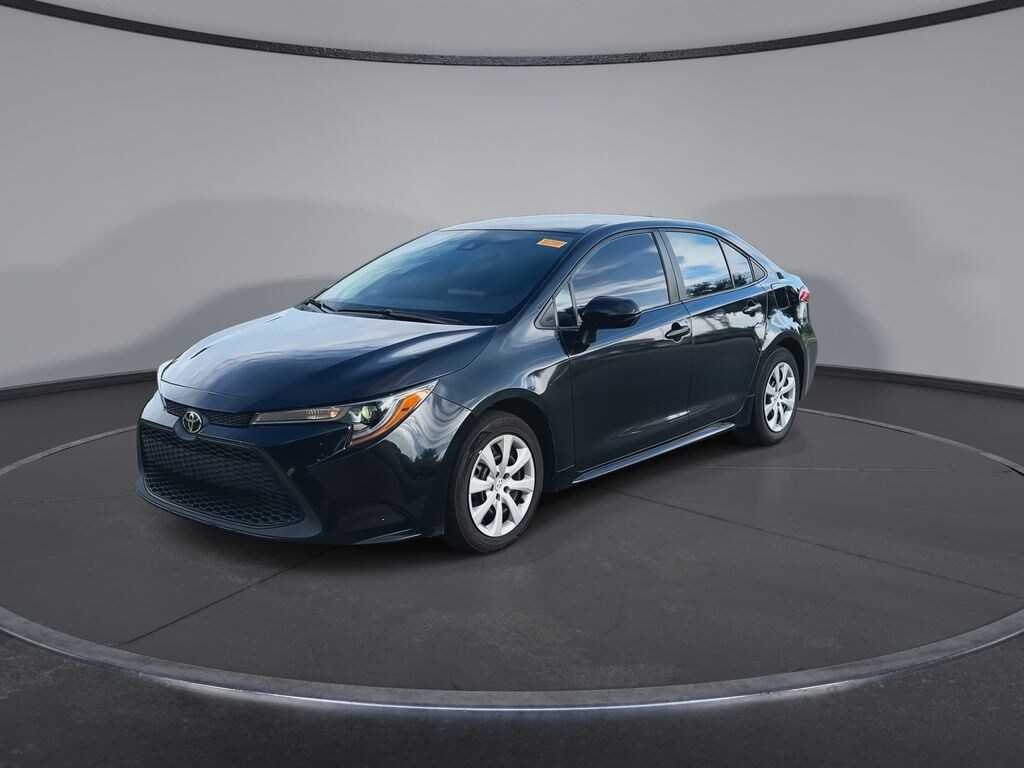 Used 2022 Toyota Corolla LE Sedan
