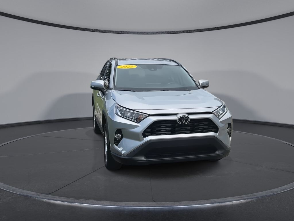 Used 2021 Toyota RAV4 XLE SUV