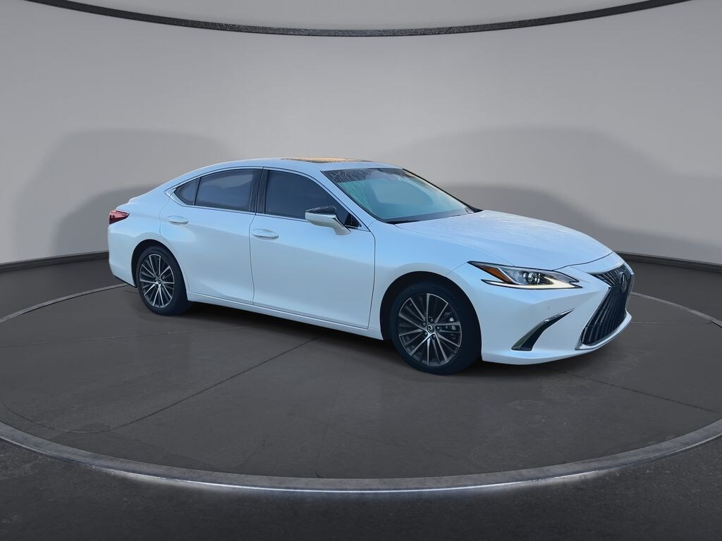 Used 2024 Lexus ES 350 Sedan