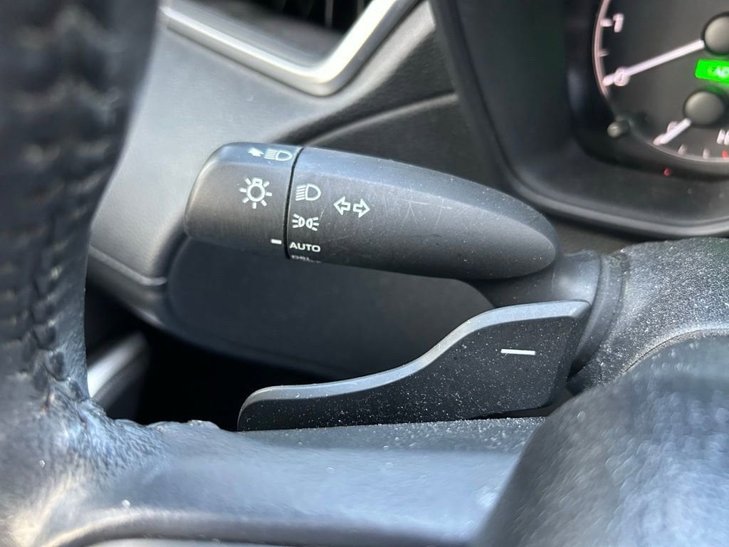 2023 Toyota Corolla Cross SE - Photo 21