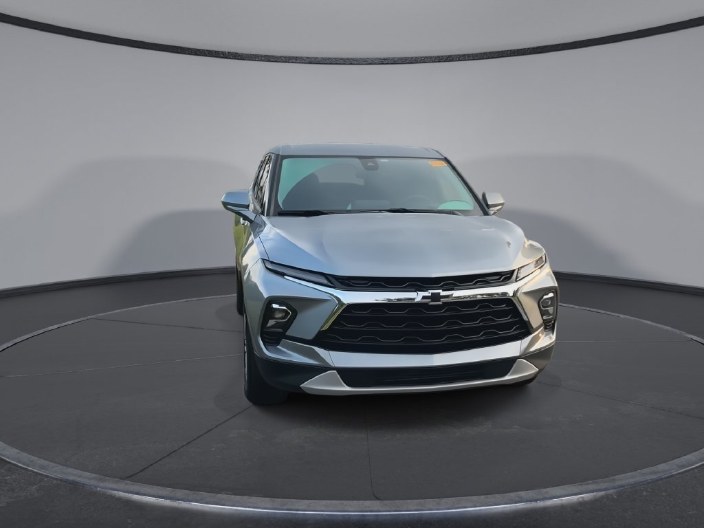 Used 2025 Chevrolet