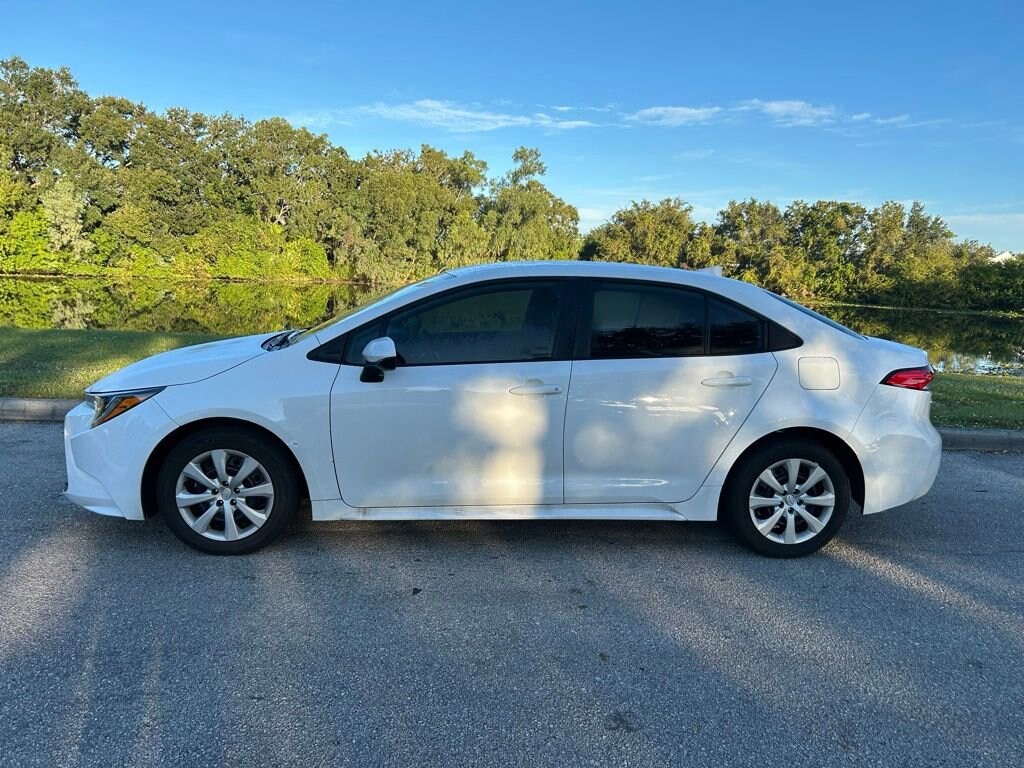 Used 2024 Toyota Corolla LE Sedan