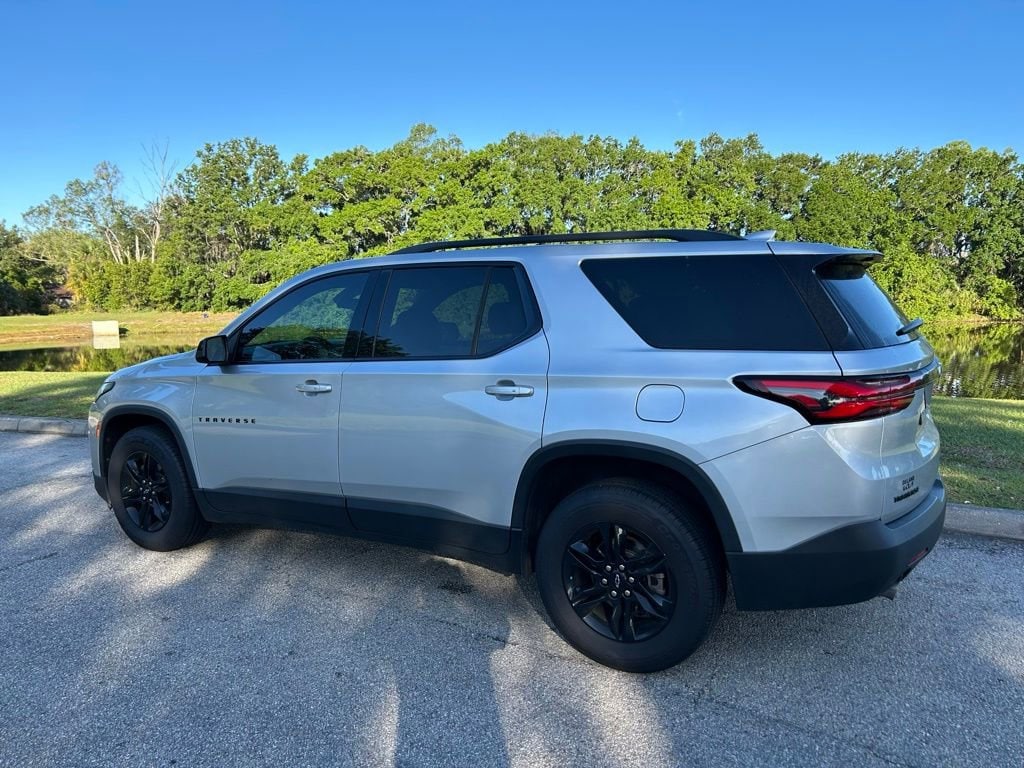 Used 2022 Chevrolet Traverse LS SUV