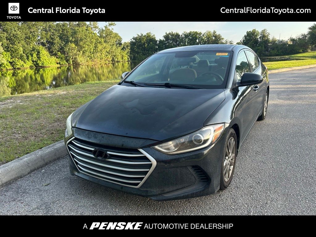 2017 Hyundai Elantra 2.0 Limited A/T PZEV's photo