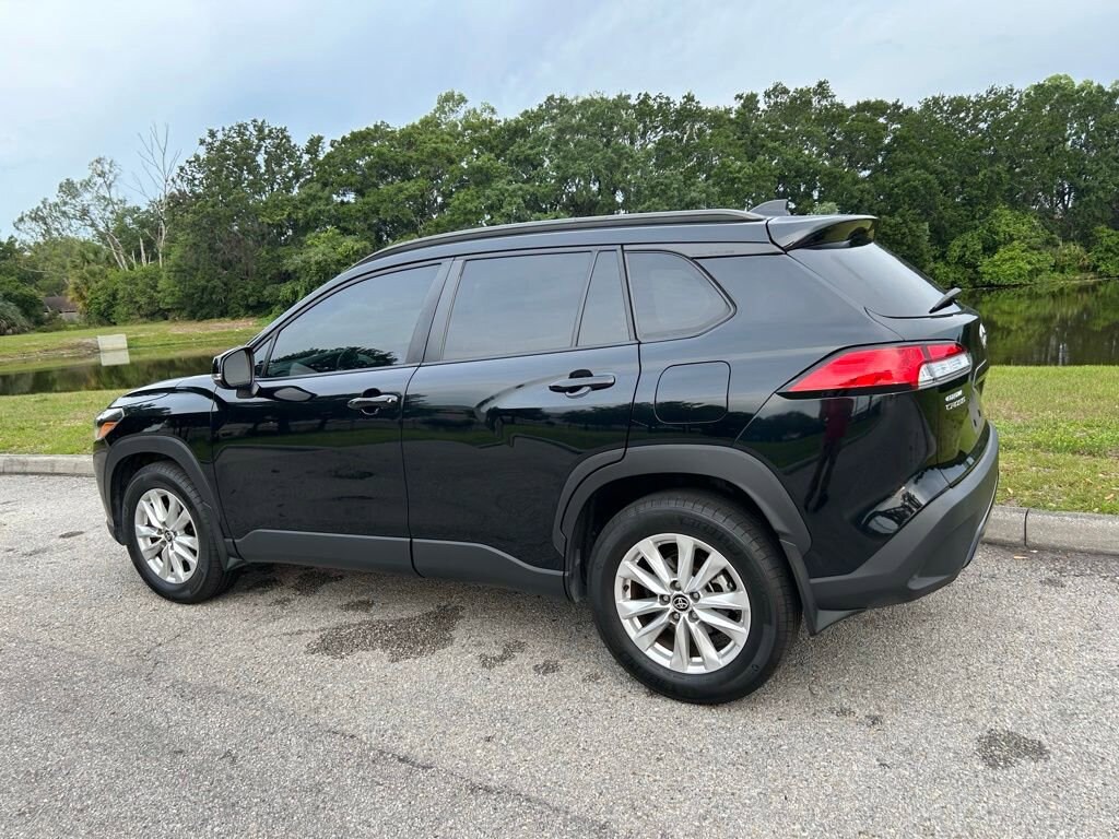 Used 2024 Toyota Corolla Cross LE SUV