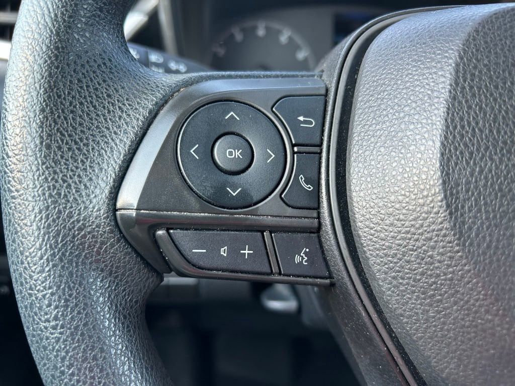 2023 Toyota Corolla LE - Photo 19