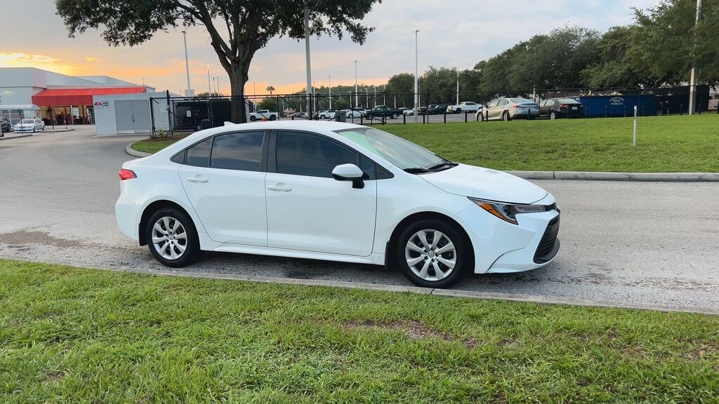 Used 2025 Toyota Corolla LE Sedan