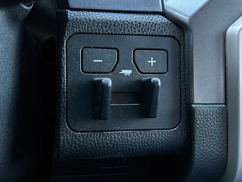2024 Toyota Tacoma SR5 - Photo 28