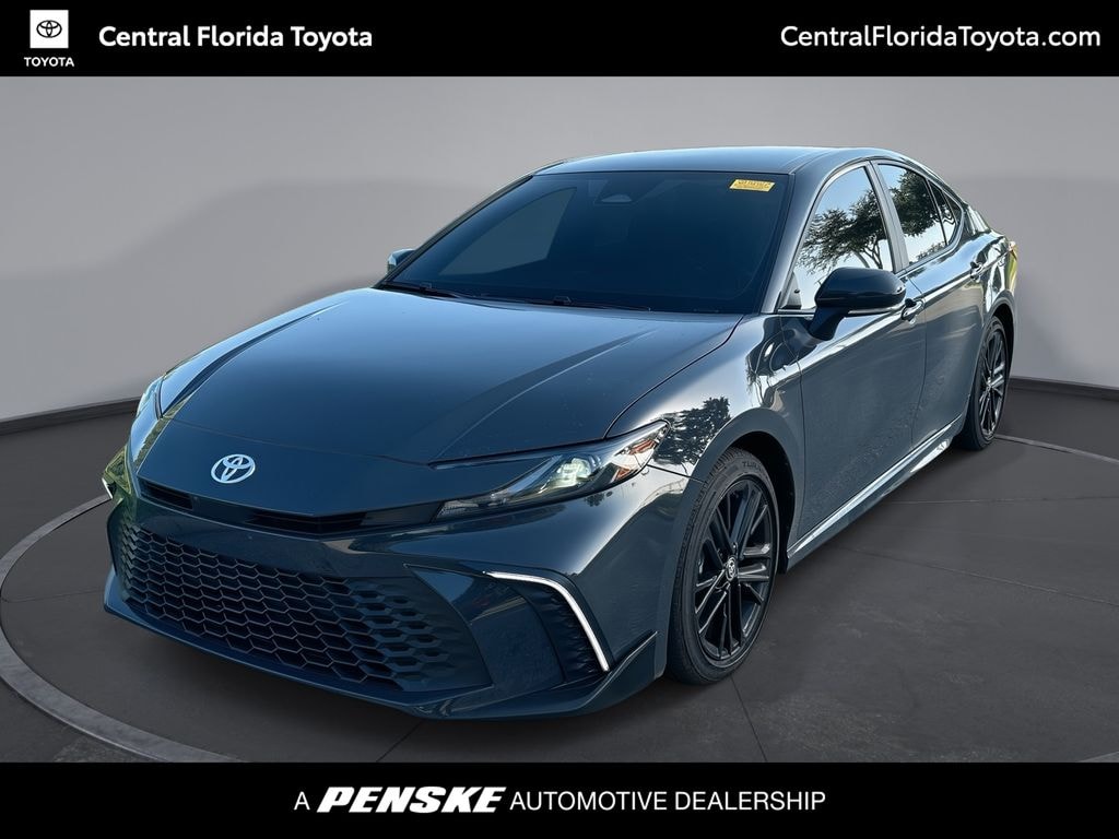 Certified 2025 Toyota Camry SE Sedan