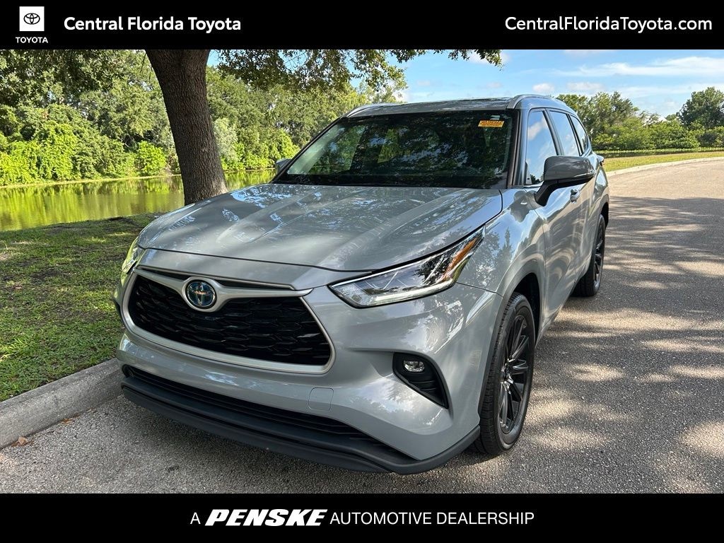 Used 2023 Toyota Highlander Hybrid Bronze Edition SUV