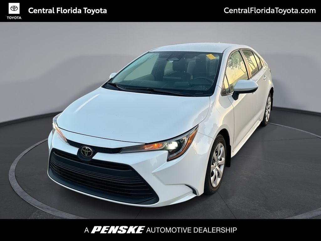 Certified 2025 Toyota Corolla LE Sedan