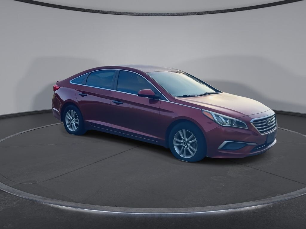 Used 2016 Hyundai Sonata SE Sedan