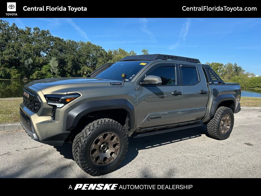 2025 Toyota Tacoma Trailhunter's photo