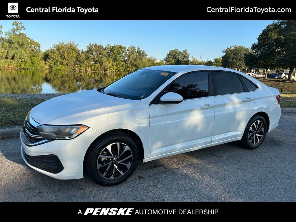 2024 Volkswagen Jetta S's photo