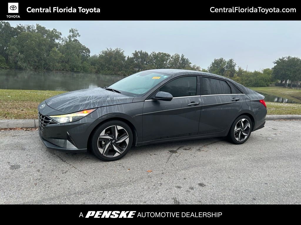 2021 Hyundai Elantra Limited's photo