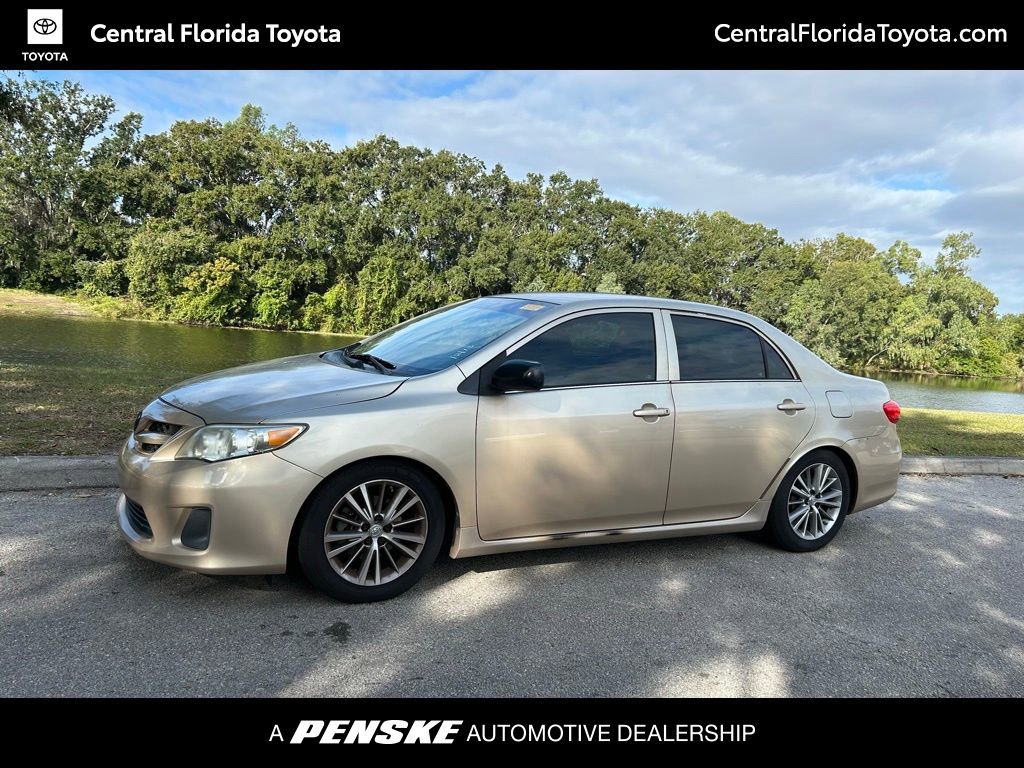 2011 Toyota Corolla S's photo