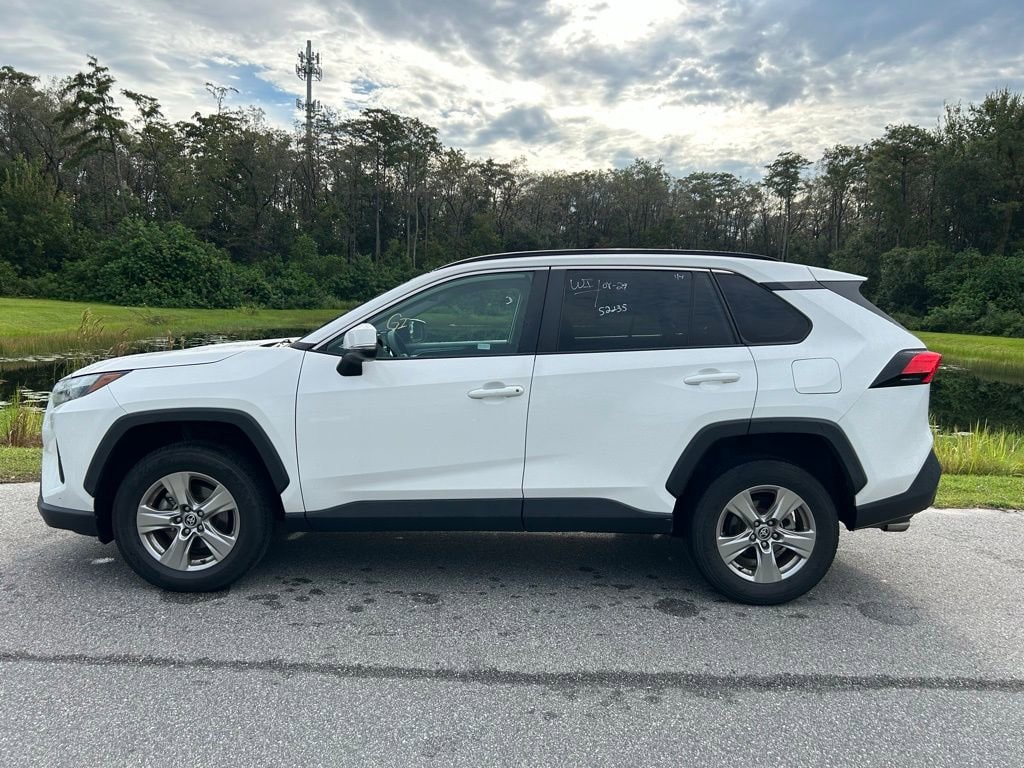Used 2022 Toyota RAV4 XLE with VIN 2T3W1RFV5NW191349 for sale in Northfield, Minnesota