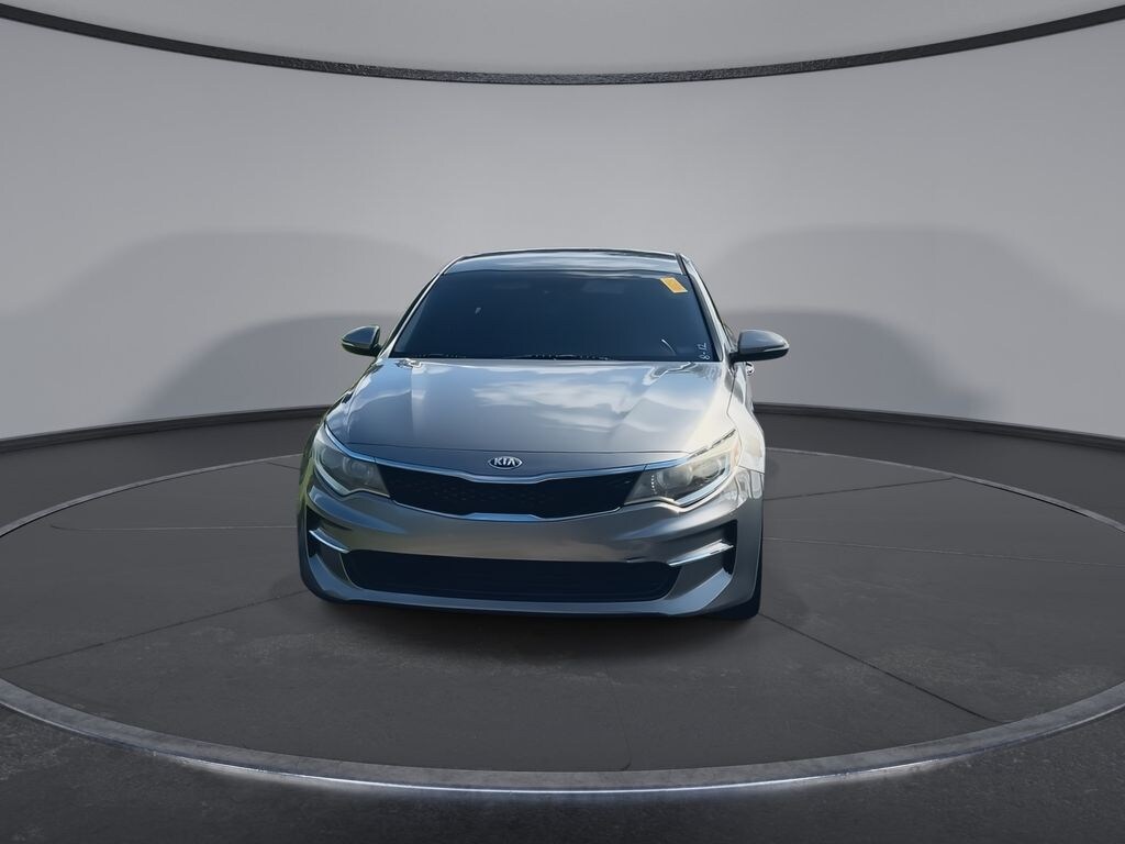 Used 2018 Kia Optima LX Sedan