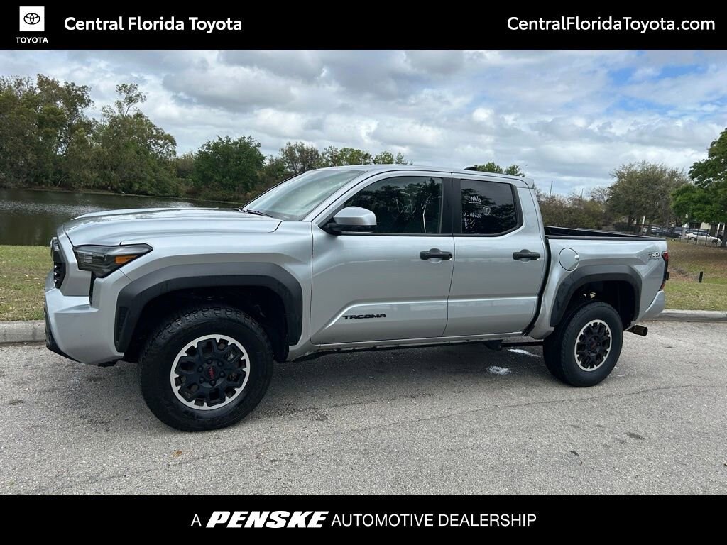 Used 2024 Toyota Tacoma SR5 Truck Double Cab