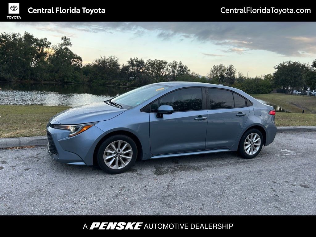 2022 Toyota Corolla LE