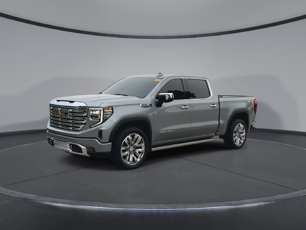 Used 2025 GMC