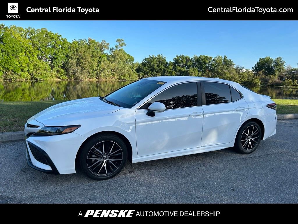2024 Toyota Camry Sedan 