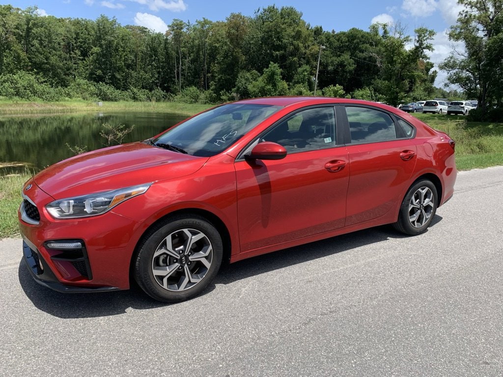 Used 2021 Kia Forte LXS with VIN 3KPF24AD5ME312308 for sale in Orlando, FL