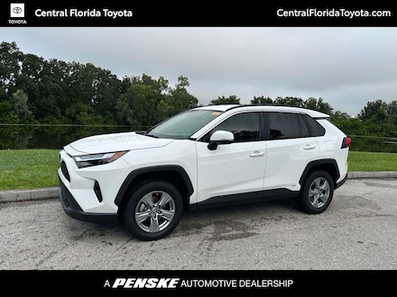 2025 Toyota RAV4 Hybrid XLE SUV