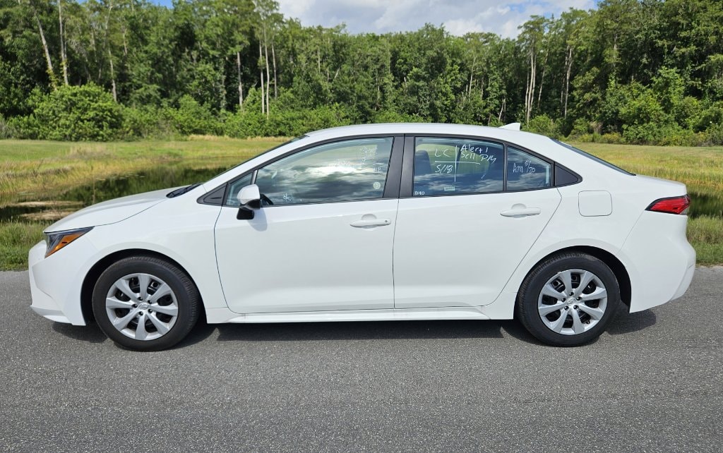 Used 2024 Toyota Corolla LE with VIN 5YFB4MDE5RP083728 for sale in Orlando, FL