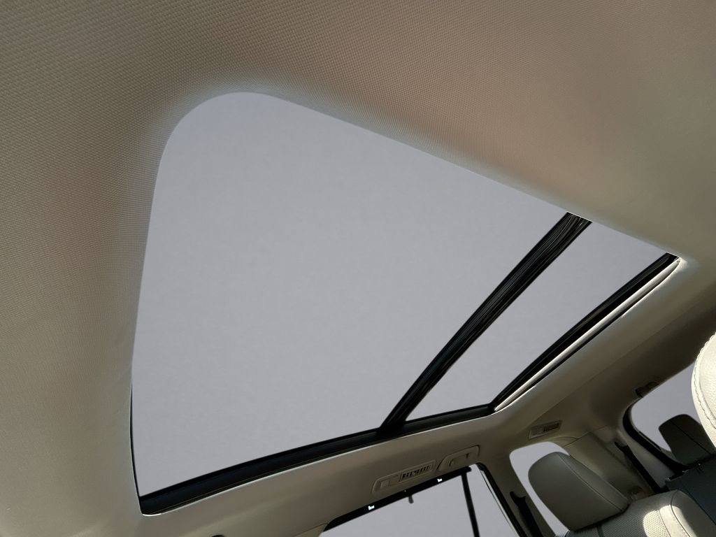 2024 Toyota Grand Highlander XLE - Photo 31