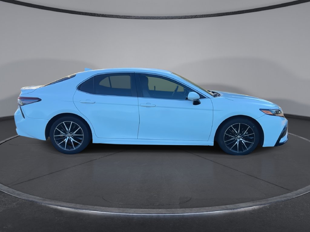 Used 2022 Toyota Camry SE Sedan