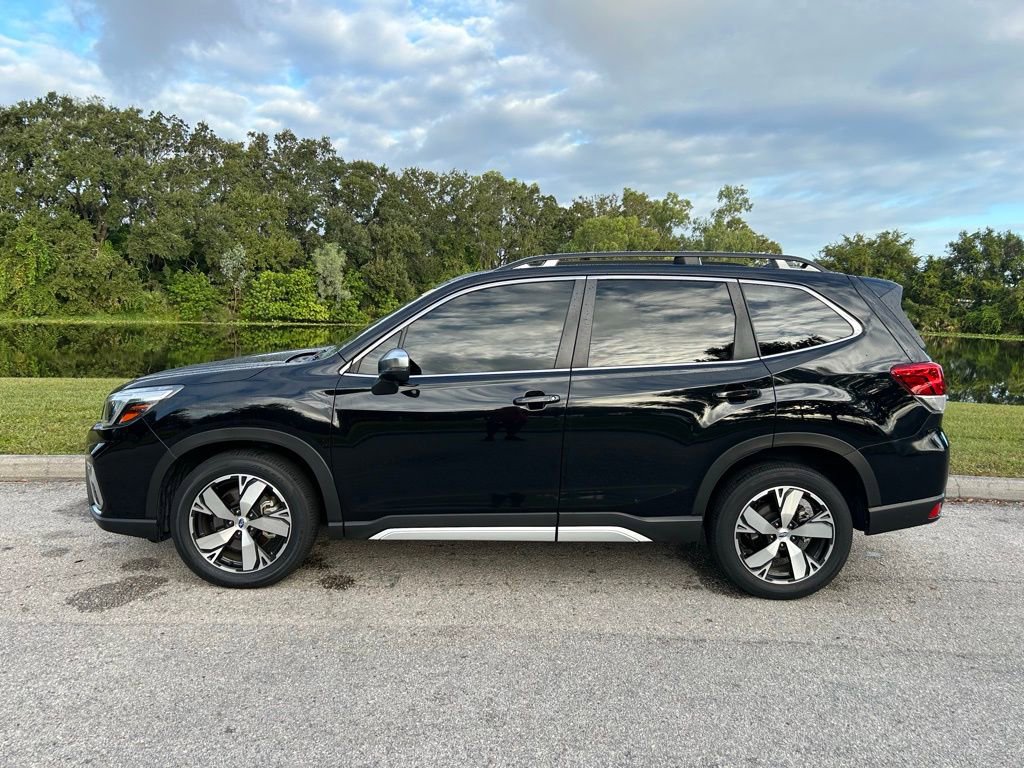 2020 Subaru Forester Touring photo 2