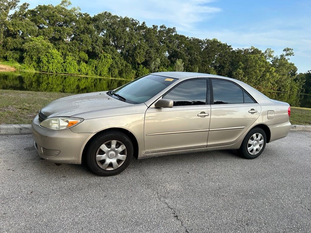 Used 2004 Toyota Camry LE Sedan