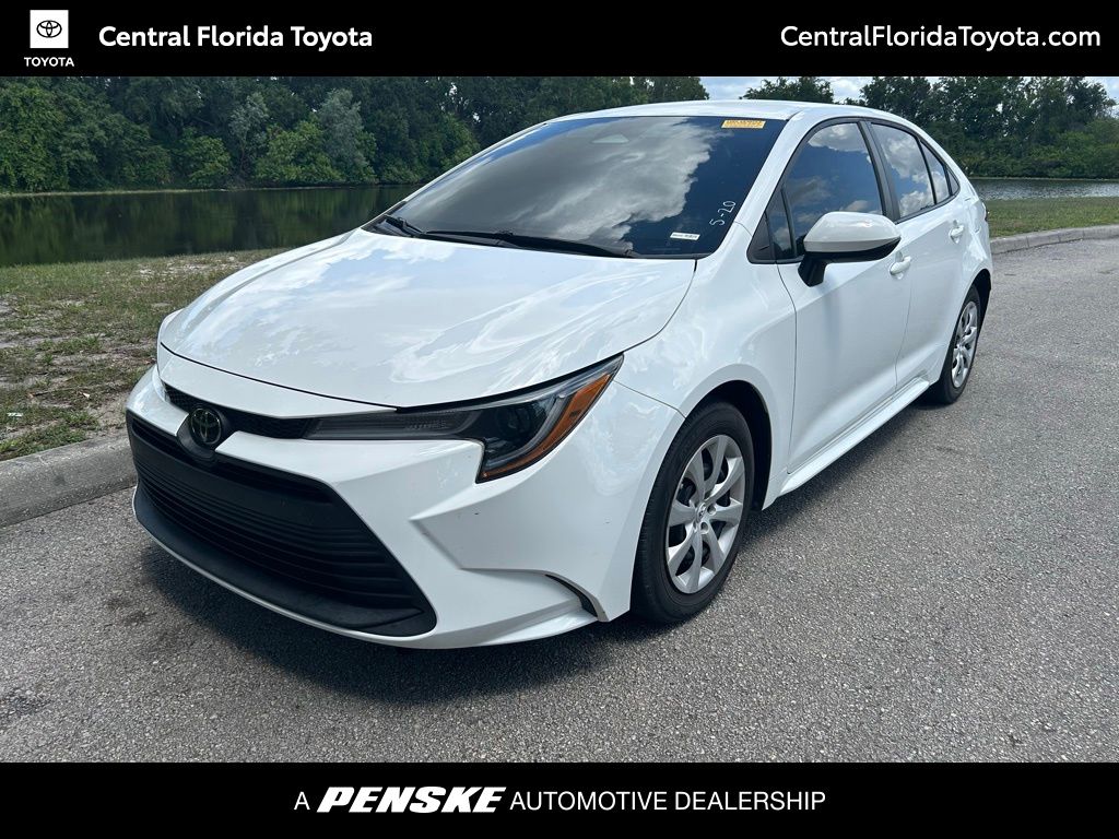 2023 Toyota Corolla LE CVT's photo
