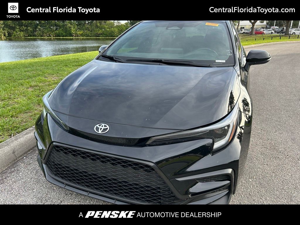 2023 Toyota Corolla SE CVT's photo