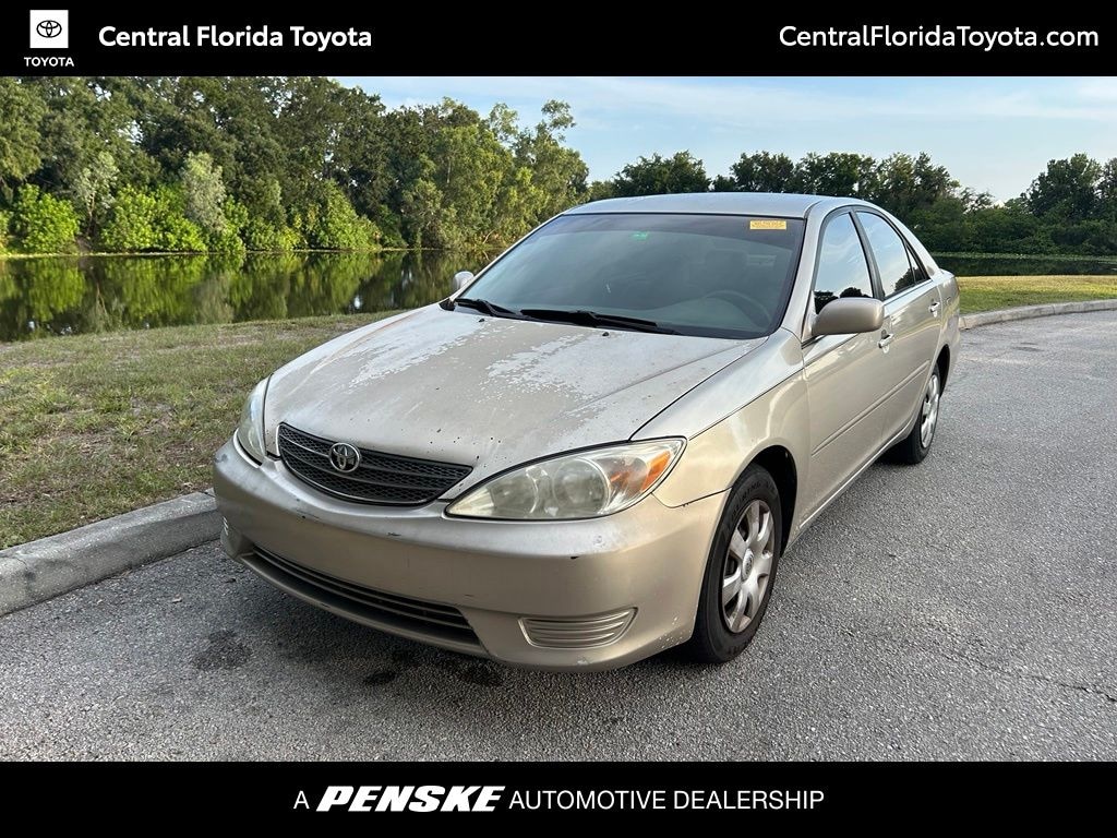 Used 2004 Toyota Camry LE Sedan