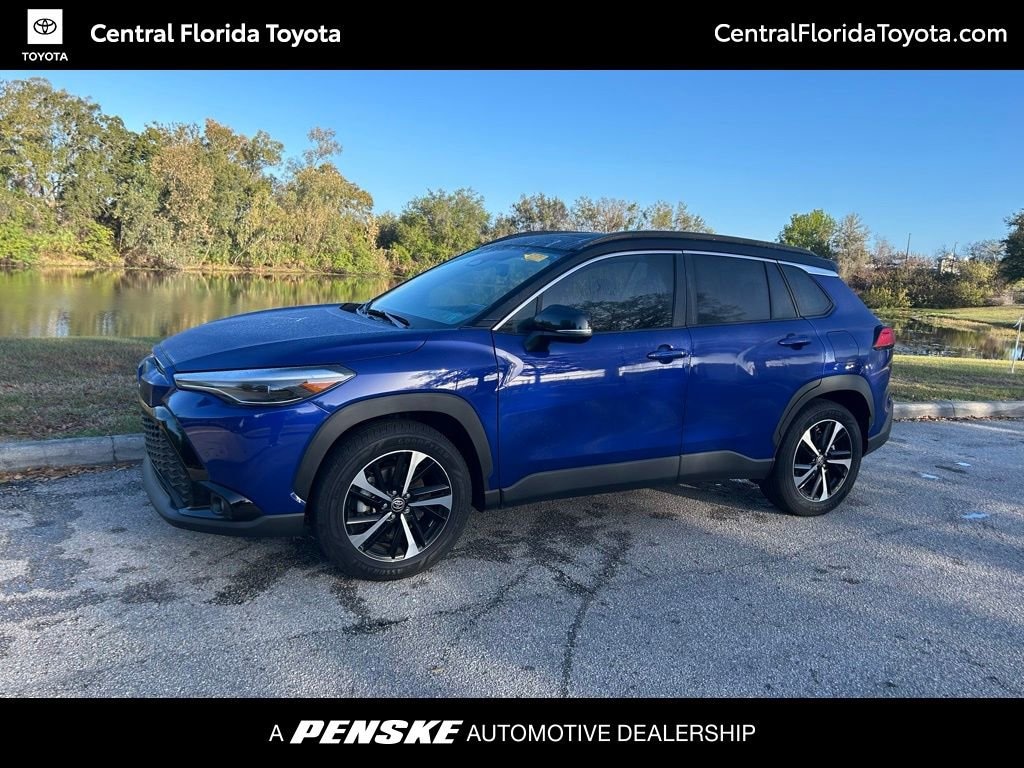 Used 2025 Toyota Corolla Cross Hybrid Hybrid XSE SUV