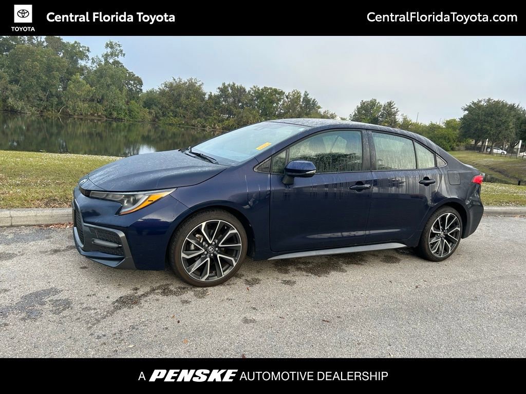 2022 Toyota Corolla SE's photo