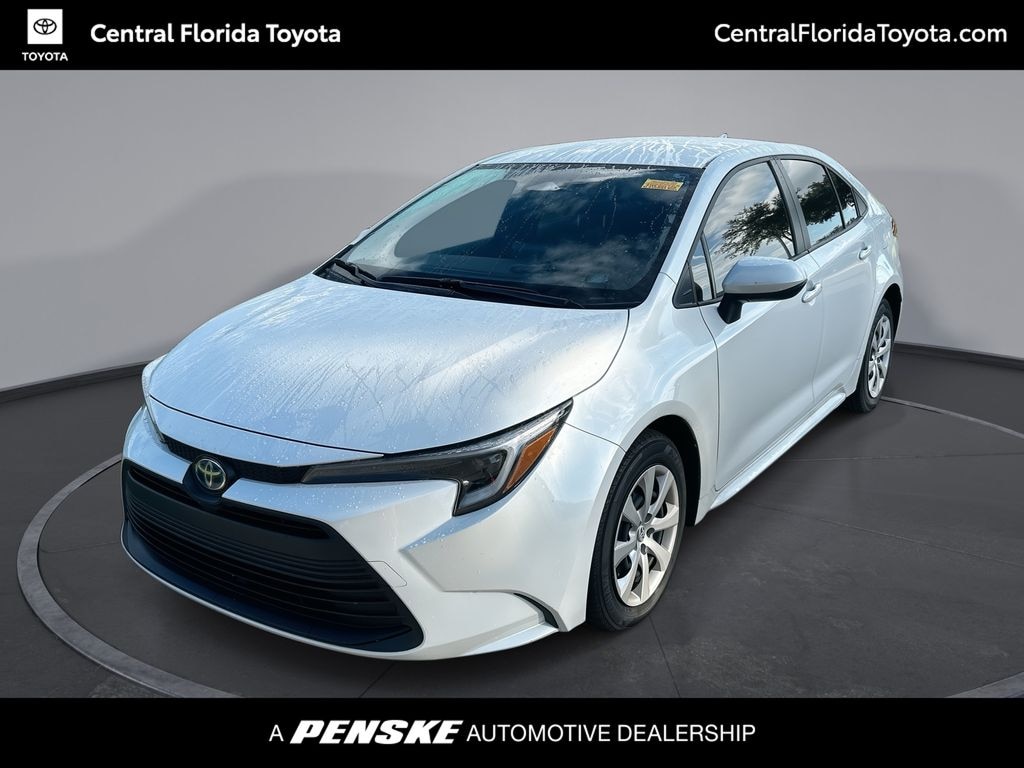Certified 2025 Toyota Corolla Hybrid LE Sedan
