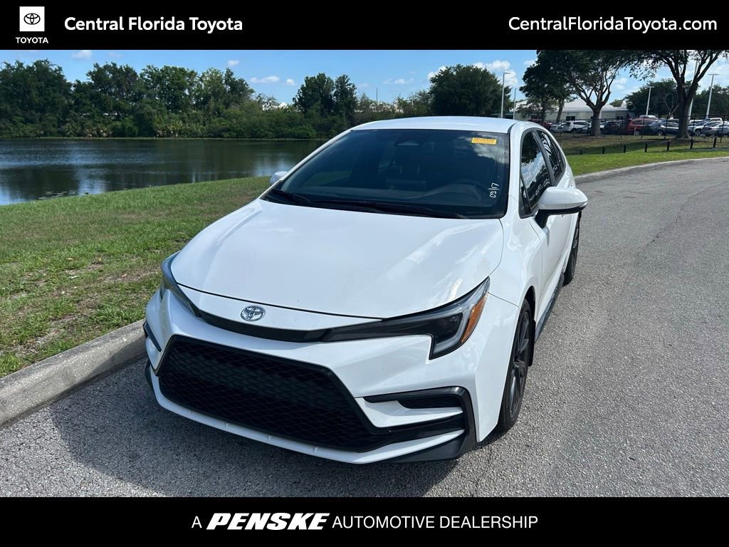 2025 Toyota Corolla SE CVT's photo
