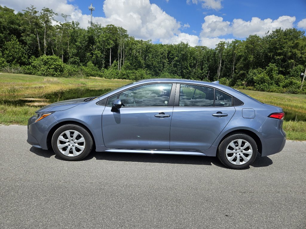 Used 2024 Toyota Corolla LE with VIN 5YFB4MDE3RP095182 for sale in Orlando, FL