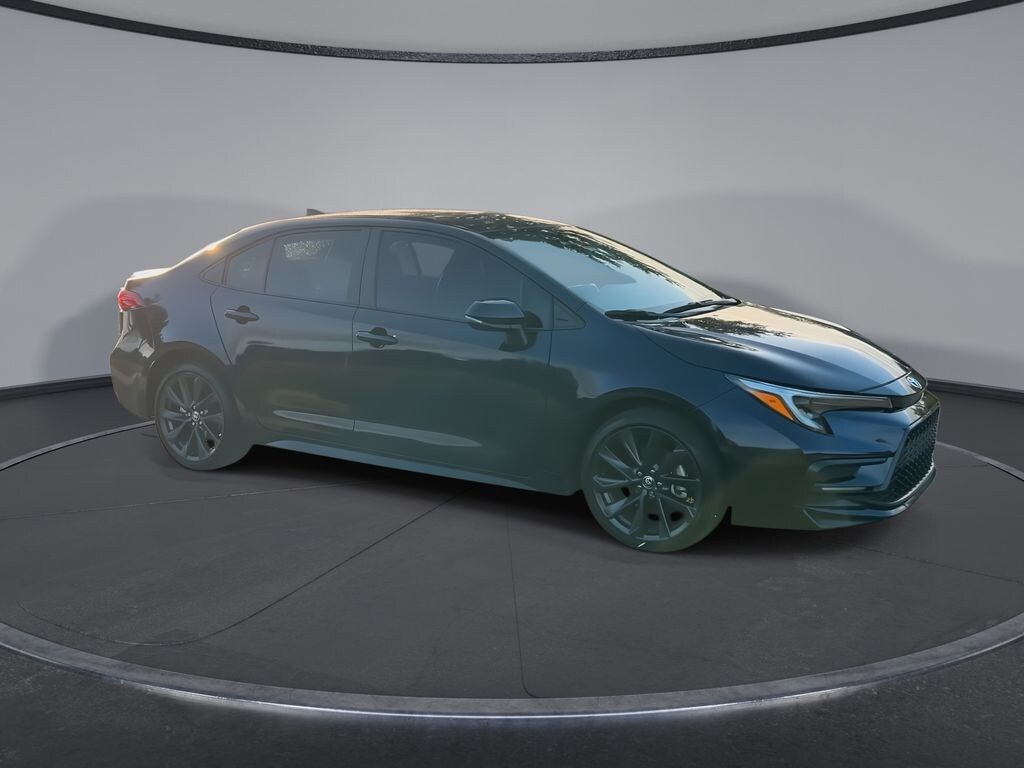 Used 2025 Toyota Corolla SE Sedan