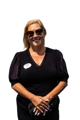 Staff member Mary Correa from ID_42d364