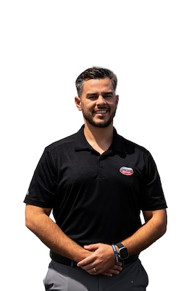 Staff member Ernesto Oliviera from ID_0660f7
